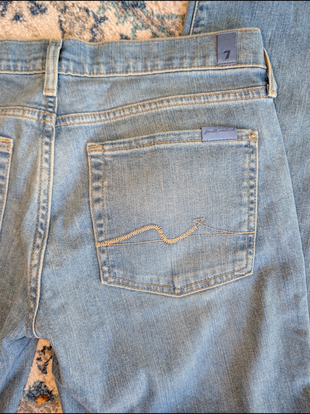 7 For All Mankind Light Blue Distressed Boot Cut Jeans Boho Casual - Picture 6 of 8
